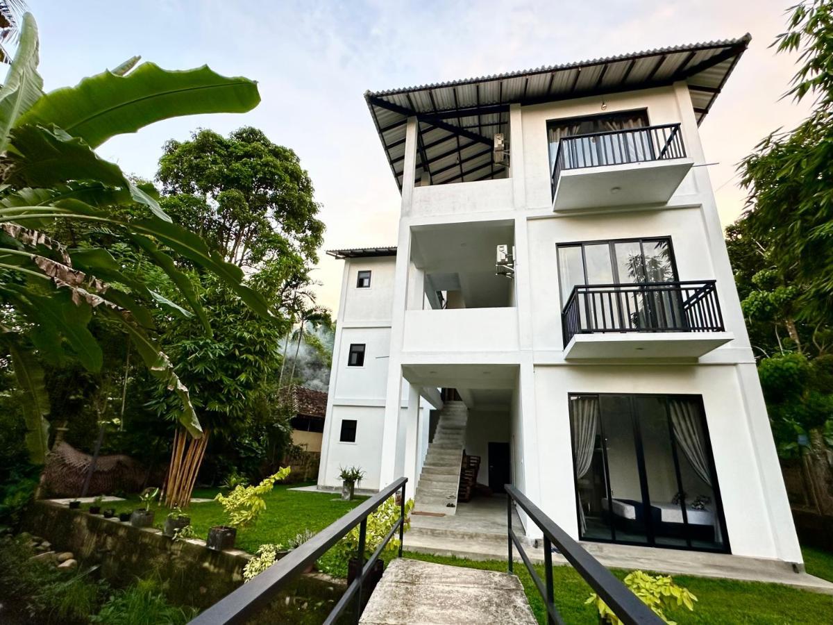 Zero Nero Hotel Unawatuna Exterior photo